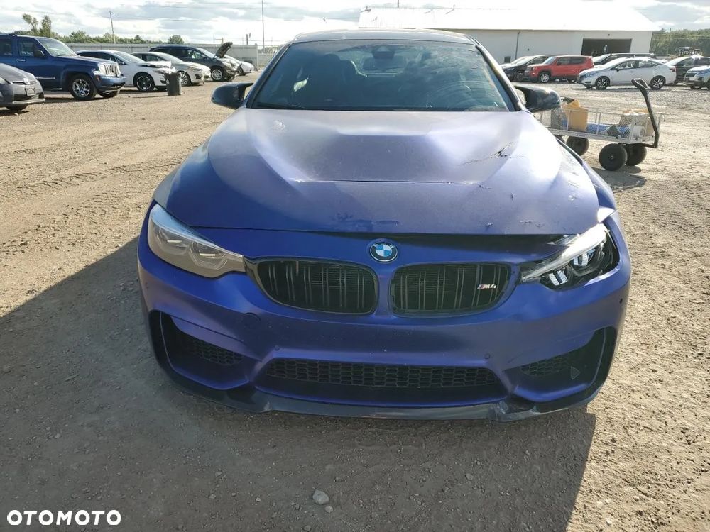 BMW M4 - 5