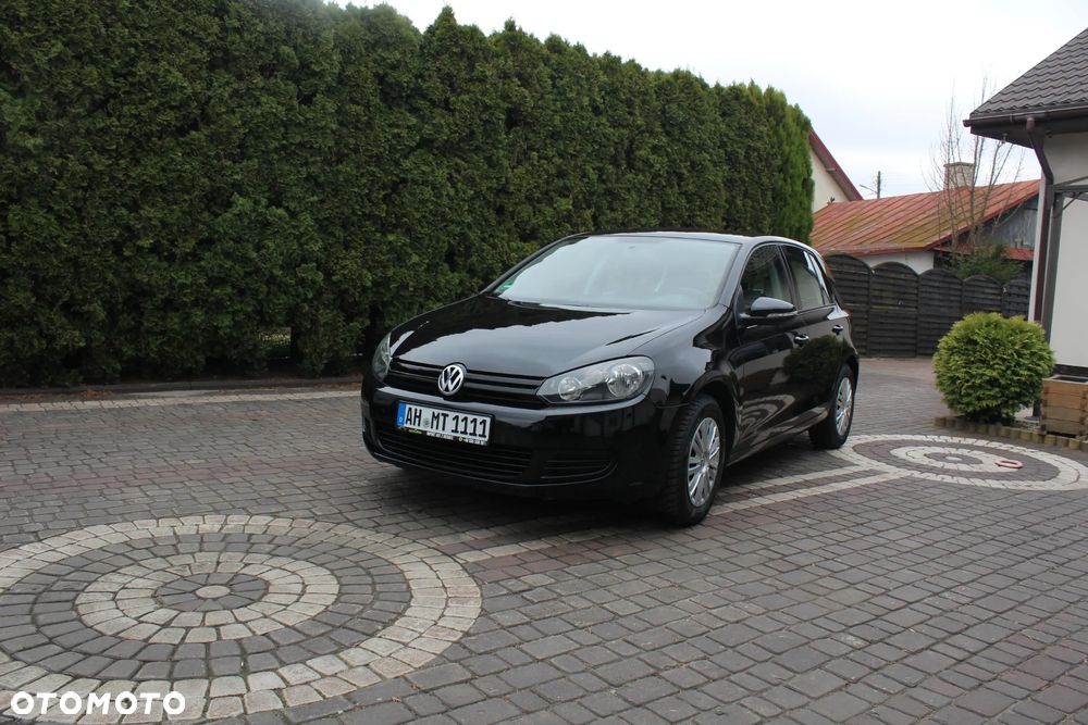 Volkswagen Golf - 2