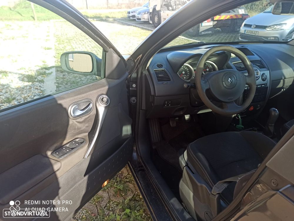 Renault Mégane 1.5 dCi Confort Expression - 4
