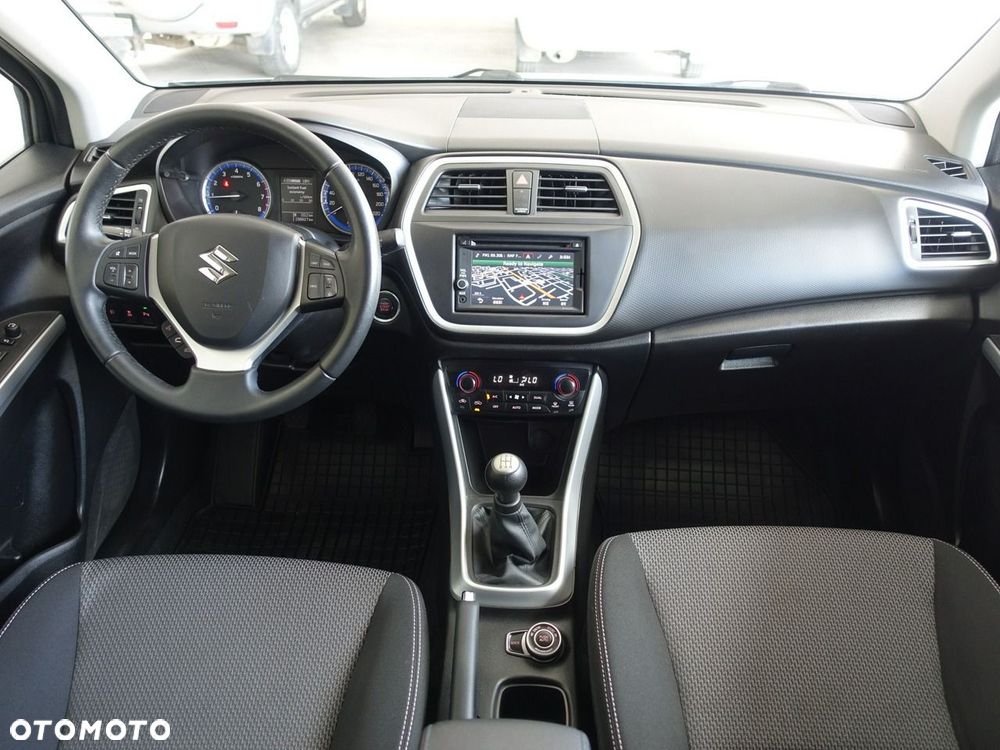 Suzuki SX4 S-Cross 1.6 Premium Plus 4WD - 18