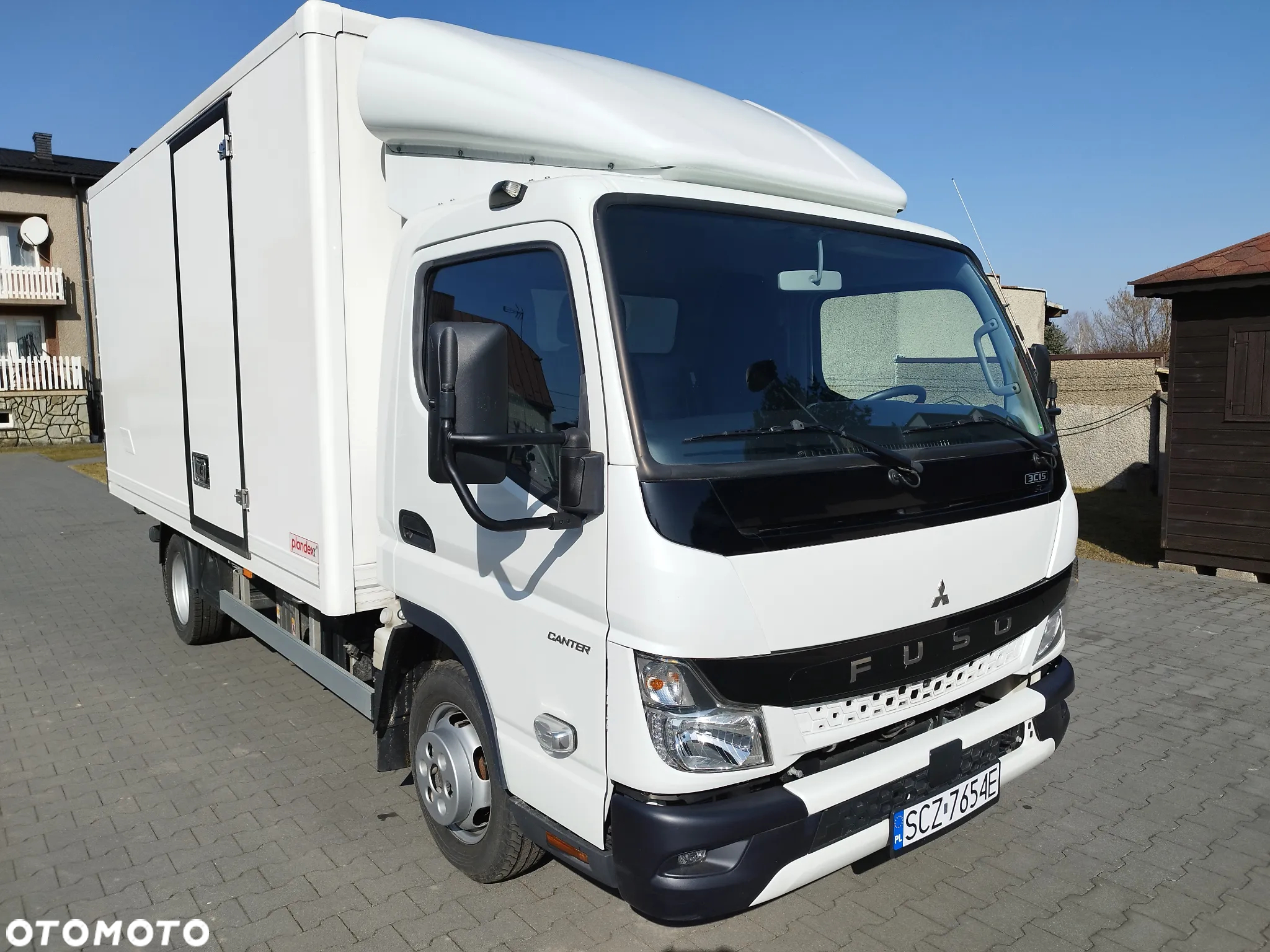Mitsubishi Fuso Canter - 9