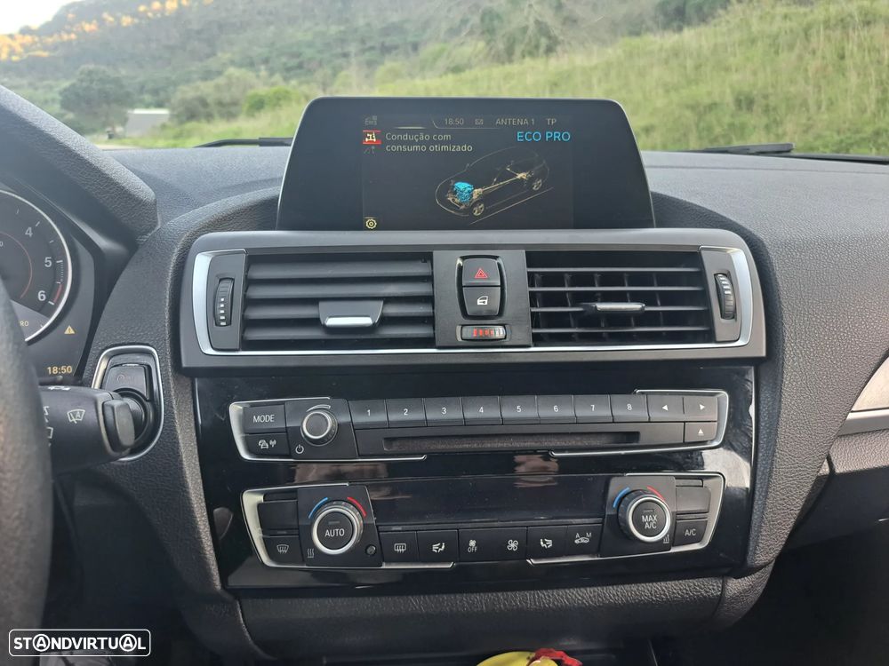 BMW 116 d Sport Line - 23