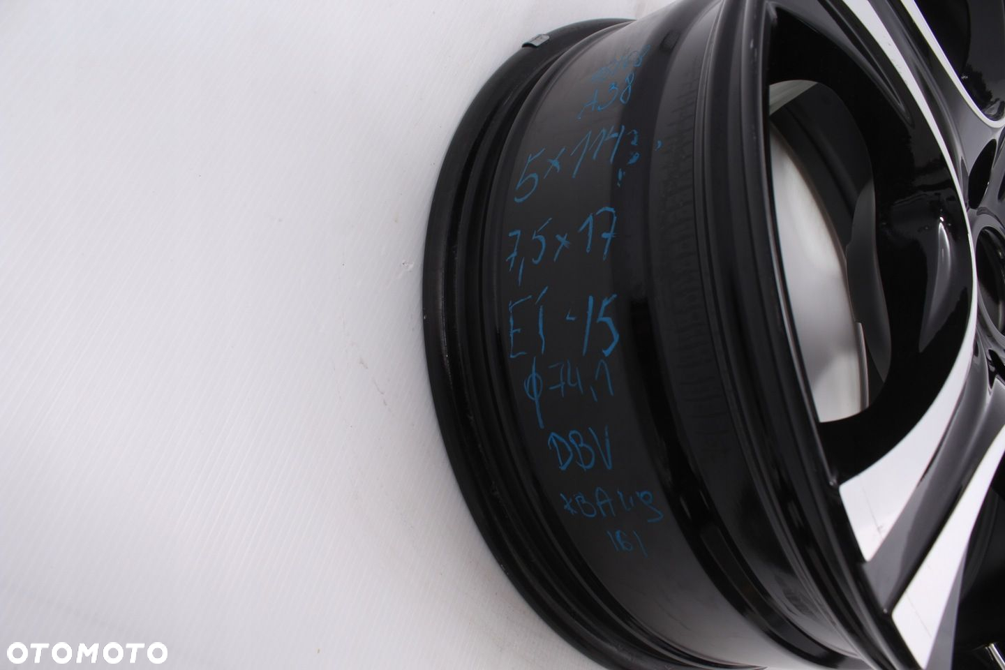 FELGA ALUMINIOWA KBA 49161 DBV 5X114,3 17 ET45 - 4