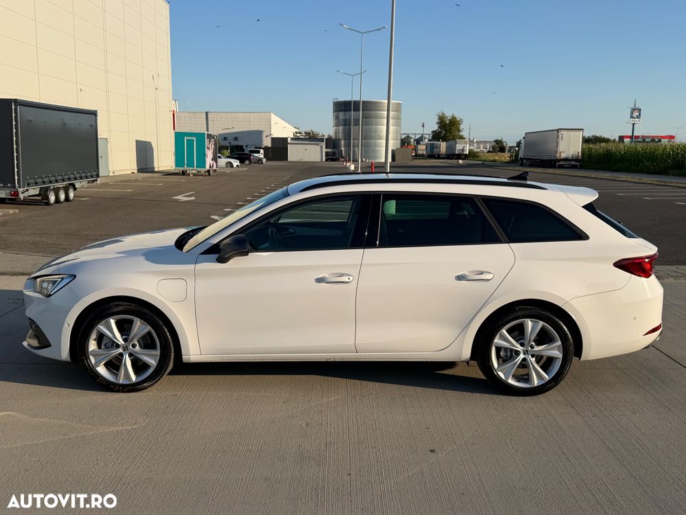 Seat Leon 1.4 e-Hybrid DSG FR Plus - 4