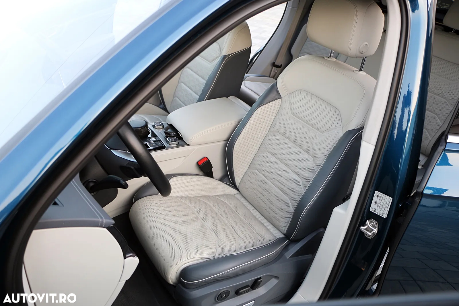 Volkswagen Touareg - 20