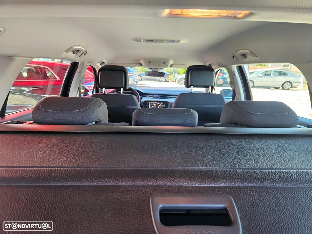VW Passat 1.5 TSI Business - 42