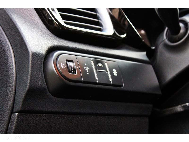 Kia Ceed 1.6 CRDi mHEV L DCT - 15