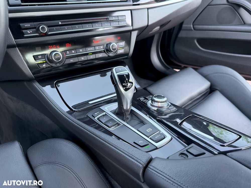 BMW Seria 5 520d Aut. - 15