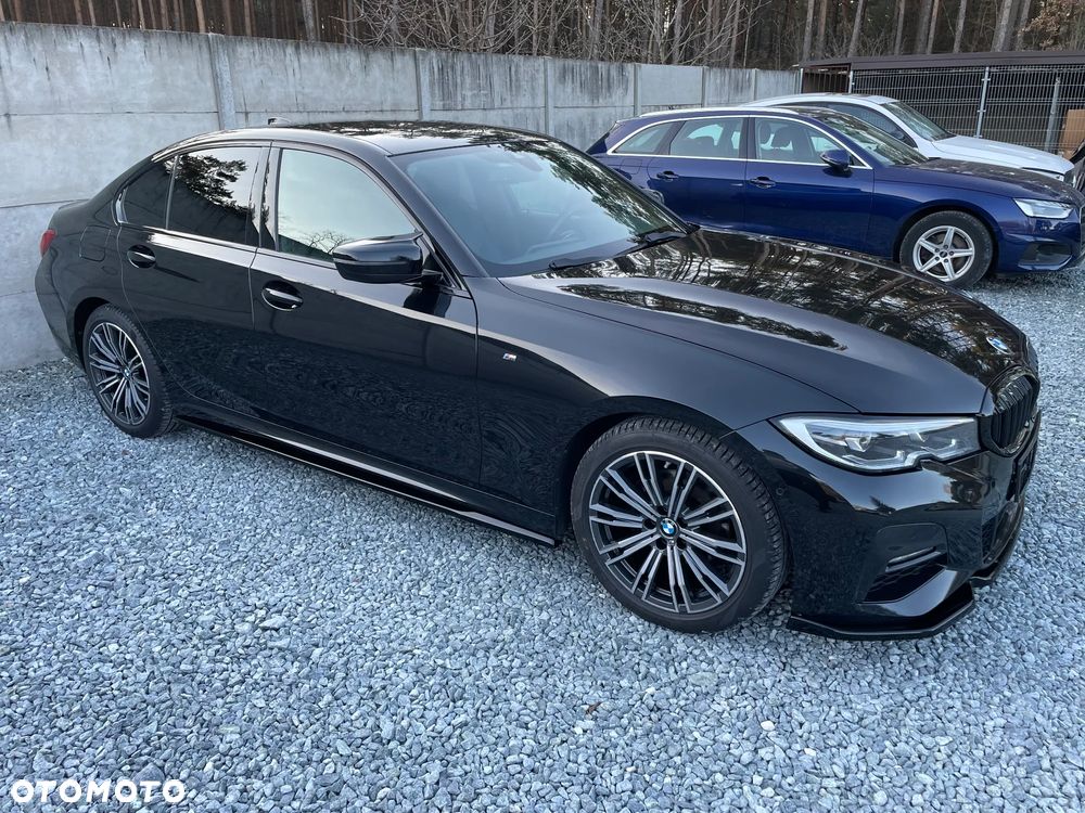 BMW Seria 3 320d xDrive M Sport Shadow - 9