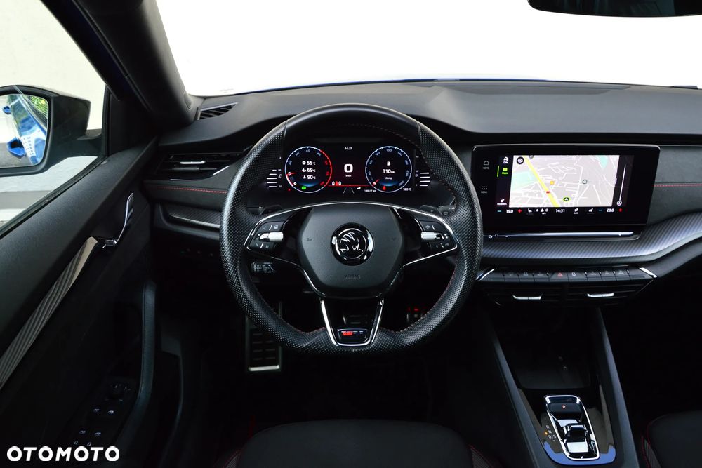Skoda Octavia 2.0 TDI DSG RS - 22