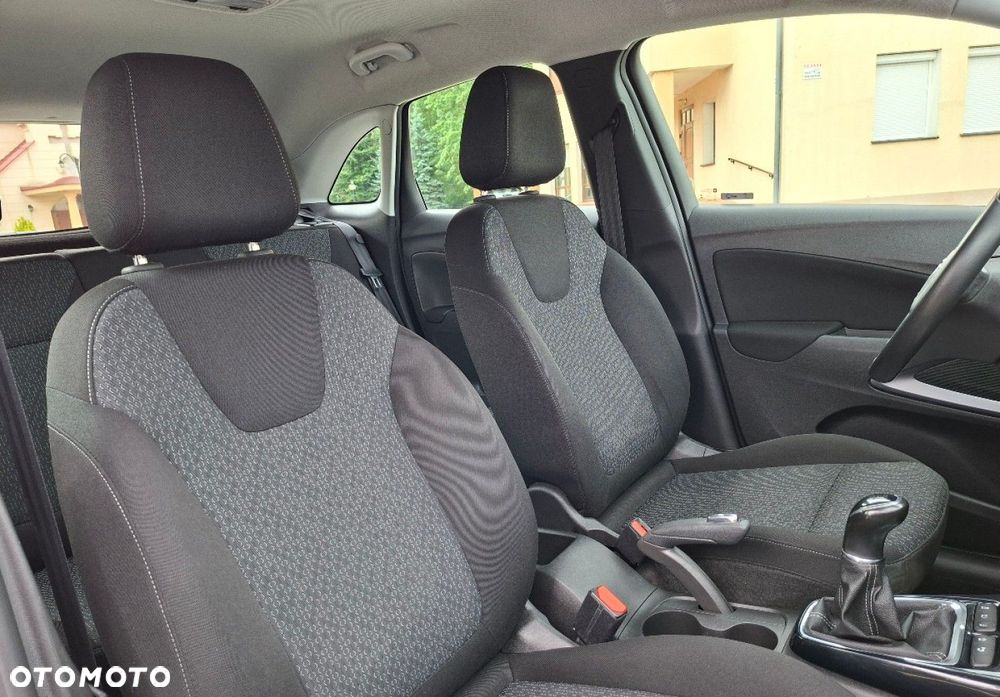 Opel Crossland X - 16