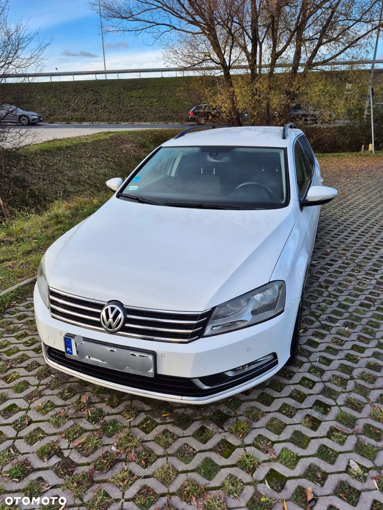 Volkswagen Passat - 2