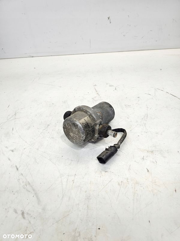 POMPA HAMULCOWA DODATKOWA AUDI A4 B6 B7 8E0927317 - 2