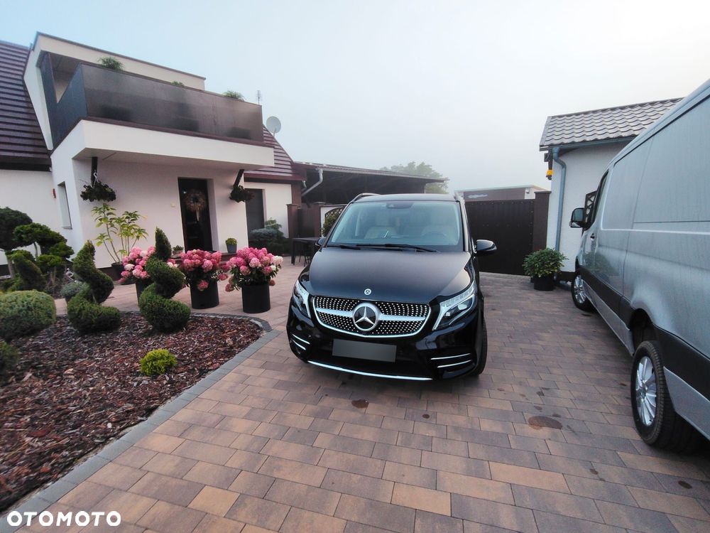 Mercedes-Benz V-Class