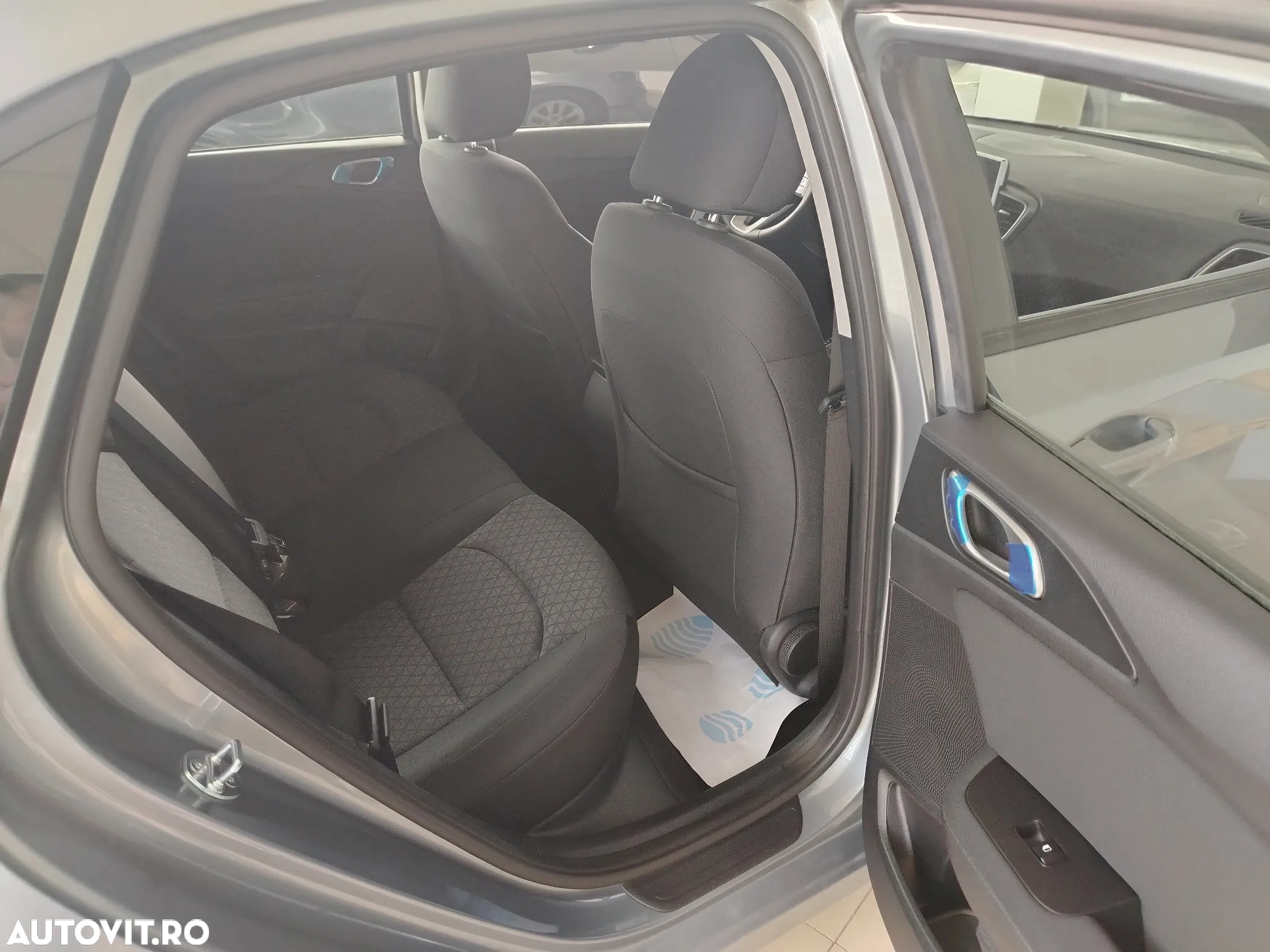 Kia Ceed 1.5 T-GDI 6MT Best - 9