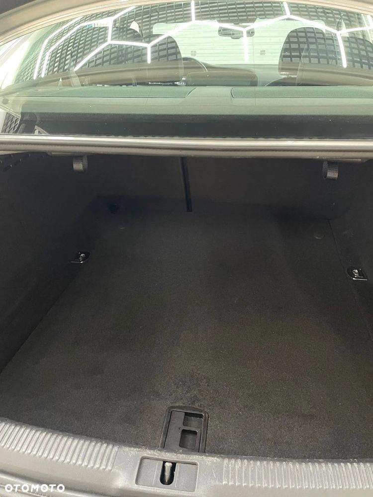 Audi A4 - 11