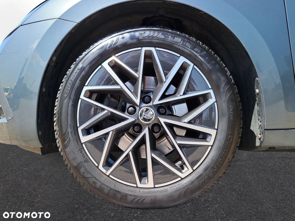 Skoda Octavia 2.0 TSI 4x4 Style DSG - 10