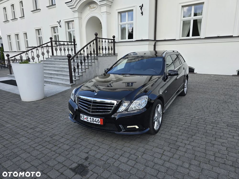 Mercedes-Benz Klasa E 350 CDI DPF 4Matic BlueEFFICIENCY 7G-TRONIC Avantgarde - 2
