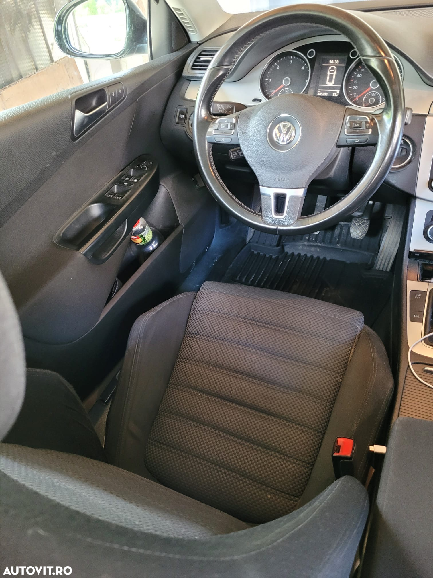 Volkswagen Passat Variant 2.0 TDI Sportline DPF - 8
