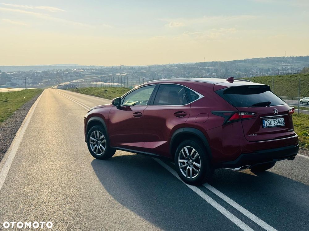 Lexus NX 200t Comfort AWD - 2