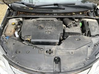 Toyota Avensis 2.0 D-4D Luna - 13