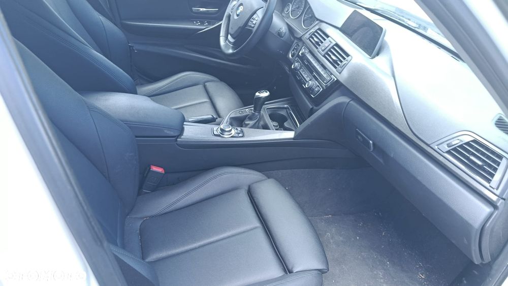 BMW Seria 3 - 11