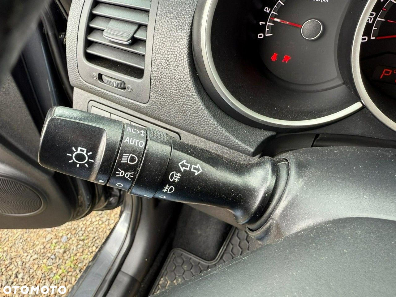 Kia Venga - 18