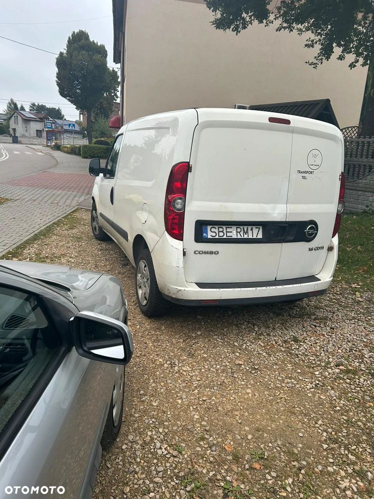 Opel COMBO - 3