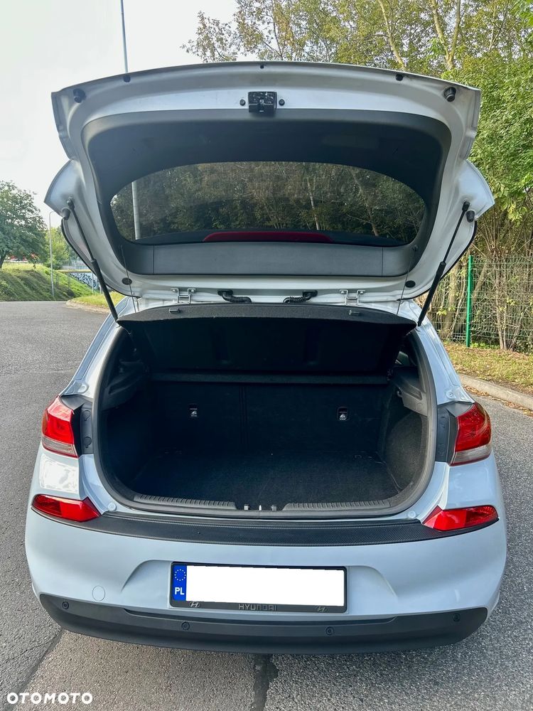 Hyundai i30 1.4 Classic + - 24