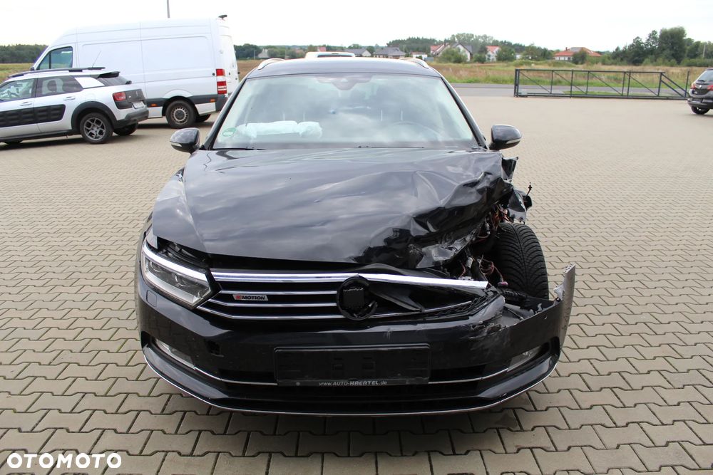 Volkswagen Passat 2.0 TDI Bi-Turbo BMT 4Mot Highline DSG - 2