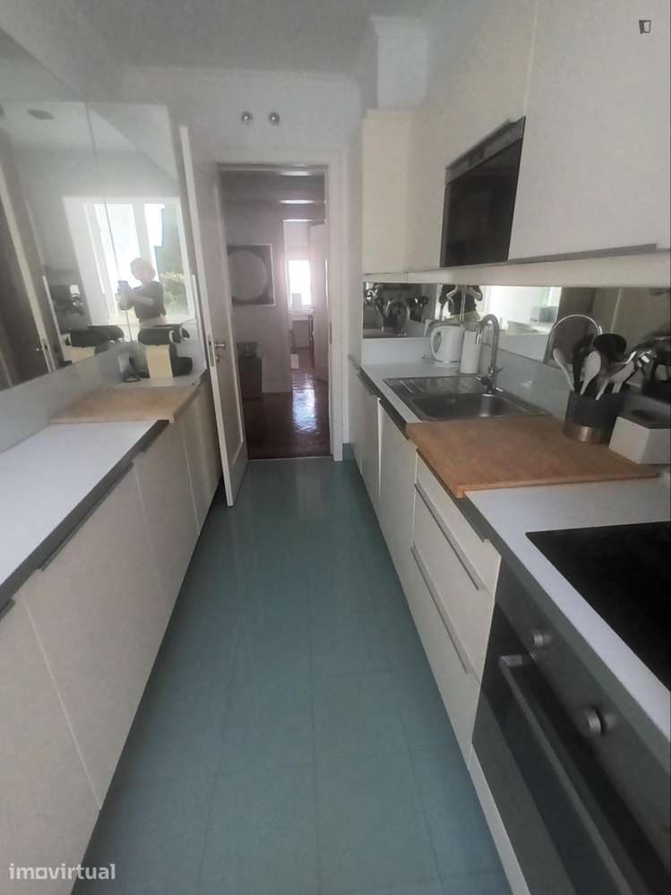 Quarto - localizado em Princípe Real Lisbon - Grande imagem: 2/4