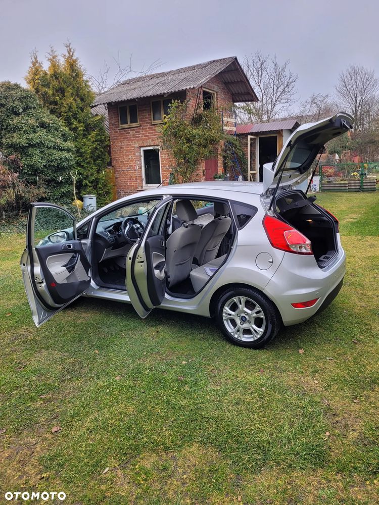 Ford Fiesta 1.6 TDCi SYNC Edition - 13