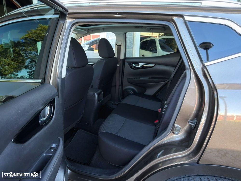 Nissan Qashqai 1.5 dCi Acenta Connect - 21