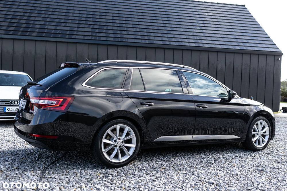 Skoda Superb 2.0 TDI DSG Style - 14