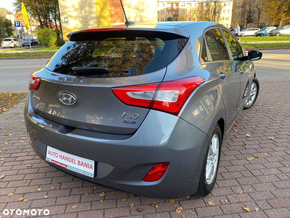 Hyundai i30 blue 1.6 GDI Trend - 22