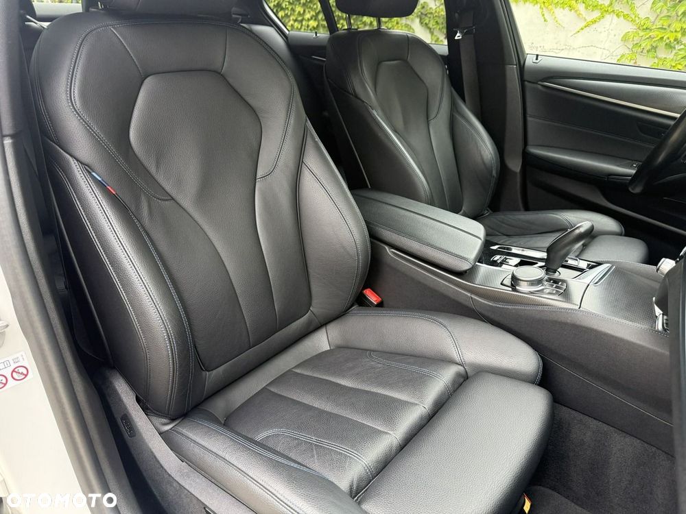 BMW Seria 5 530i xDrive M Sport sport - 17