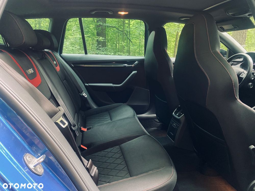 Skoda Octavia 2.0 TDI 4x4 RS DSG - 22