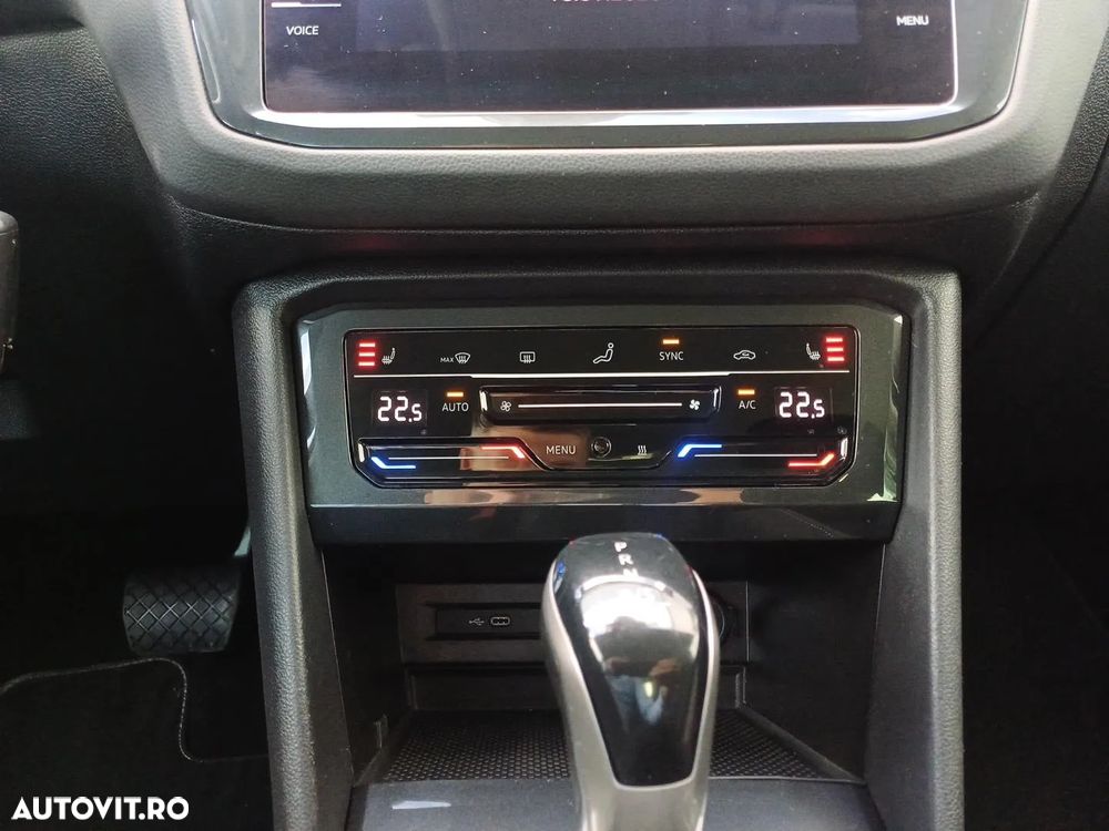 Volkswagen Tiguan 2.0 TDI DSG Base - 14