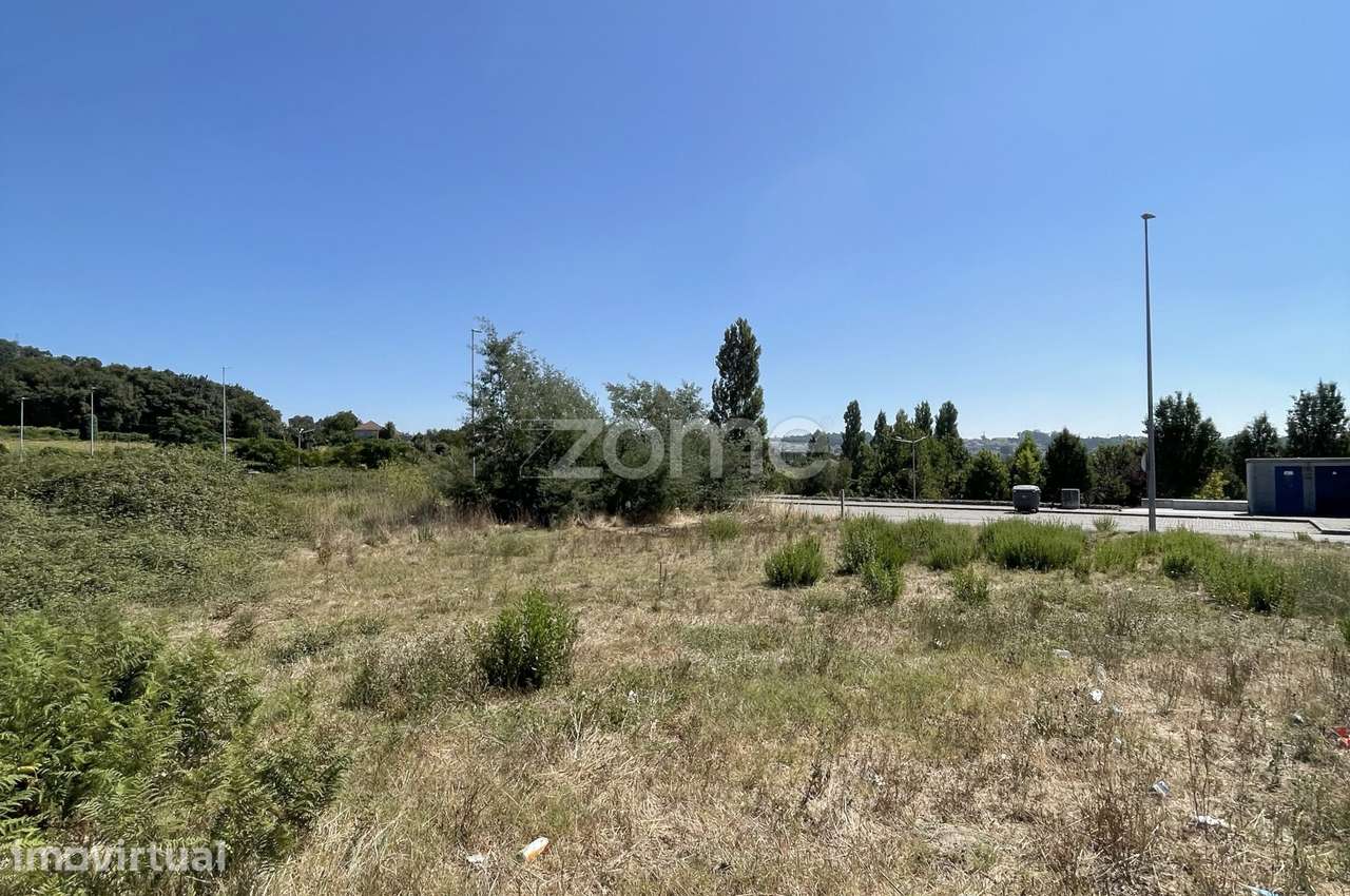 Terreno Urbano para construção com 550m², em Paços de Ferreira. - Grande imagem: 4/16