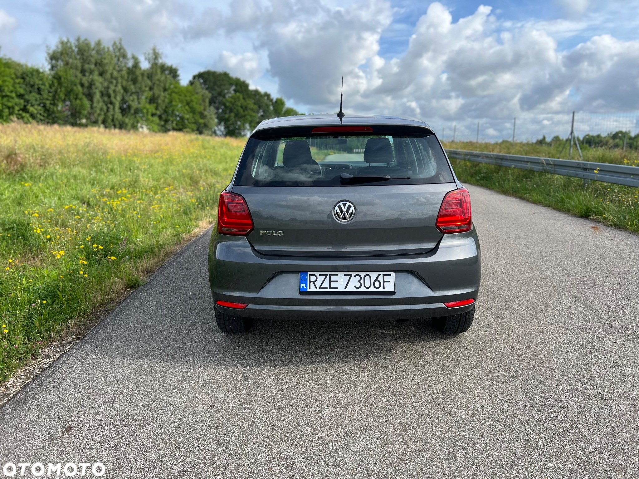 Volkswagen Polo 1.0 Trendline - 4
