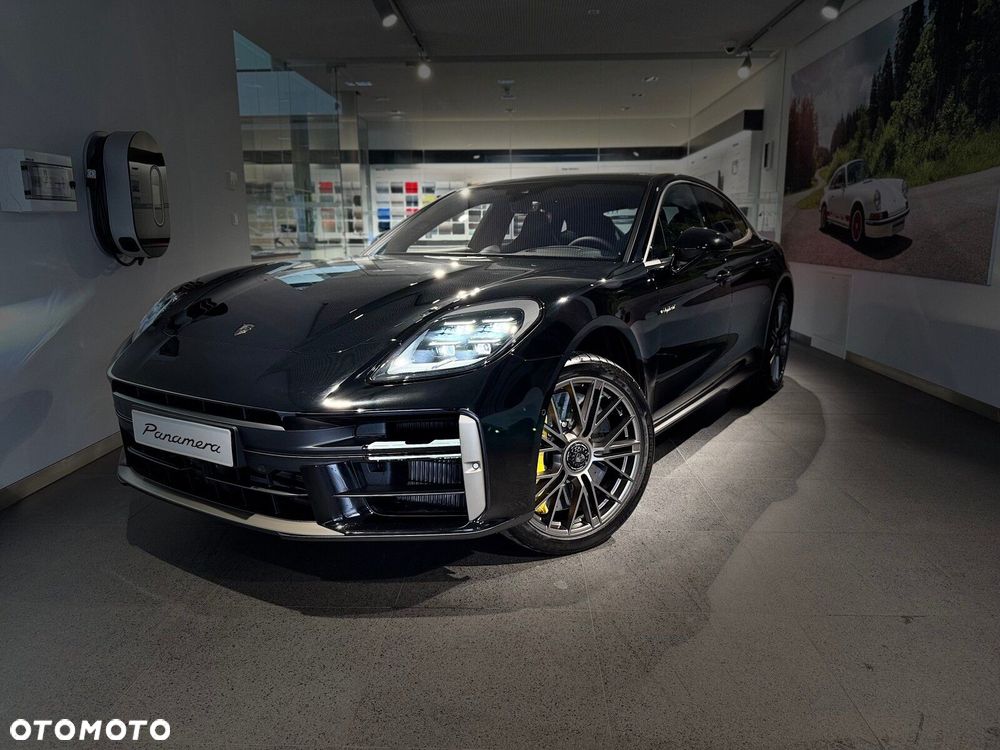 Porsche Panamera - 3