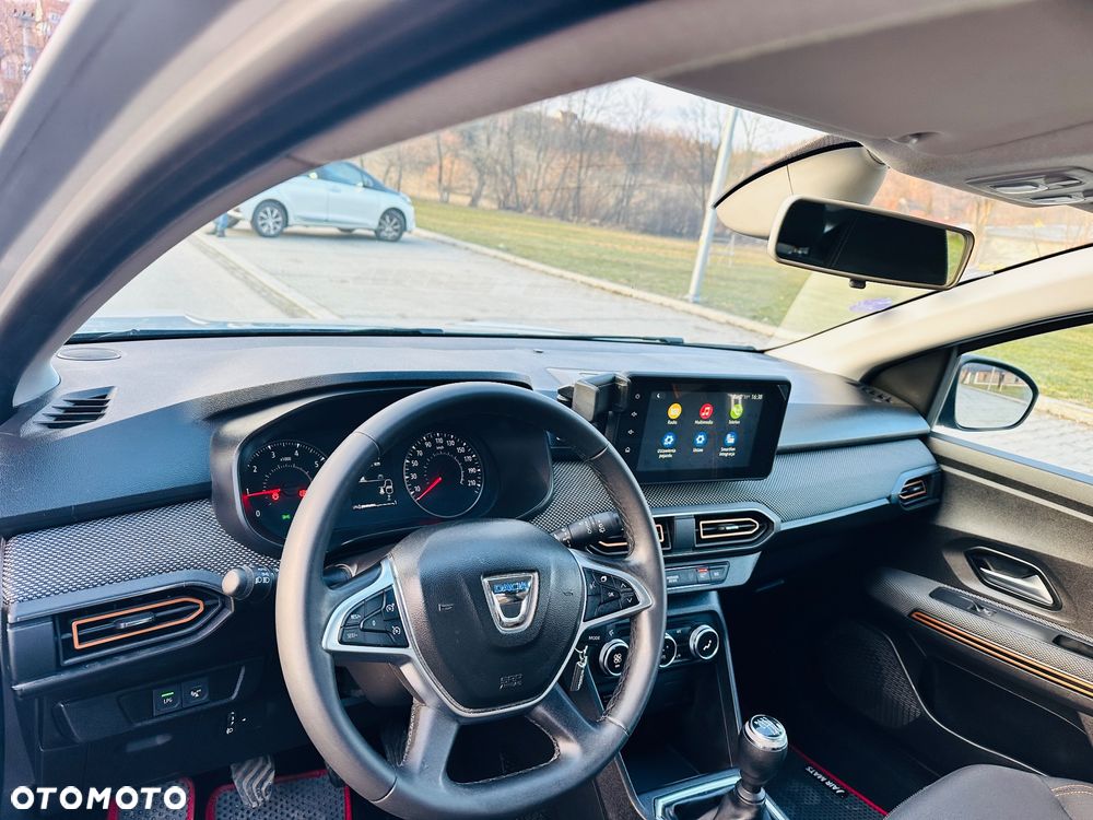 Dacia Sandero 1.0 TCe Laureate S&S - 14