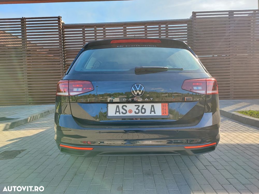 Volkswagen Passat 2.0 TDI SCR DSG Business - 28
