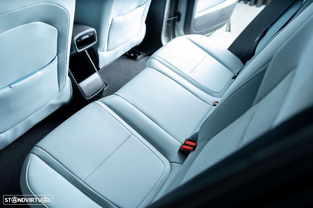 Volvo EX30 Twin Motor Performance AWD Ultra - 9