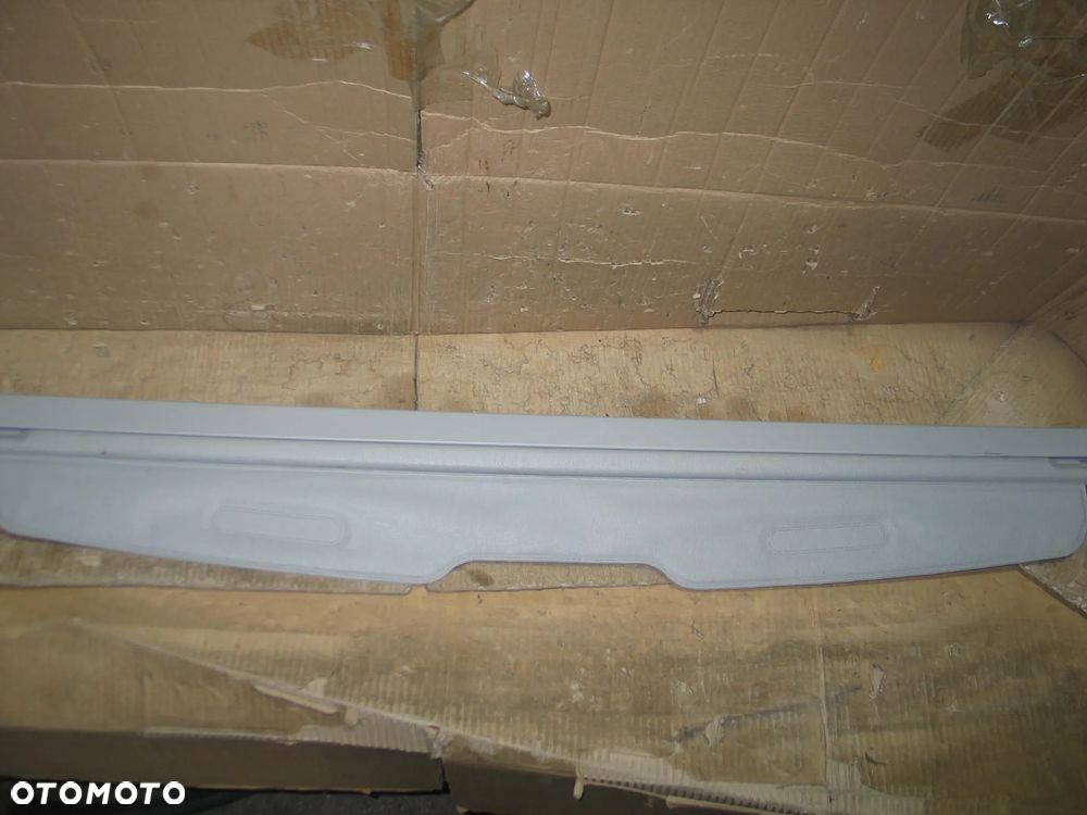Roleta bagaznika jeep cherokee liberty KK 07-12r. - 2
