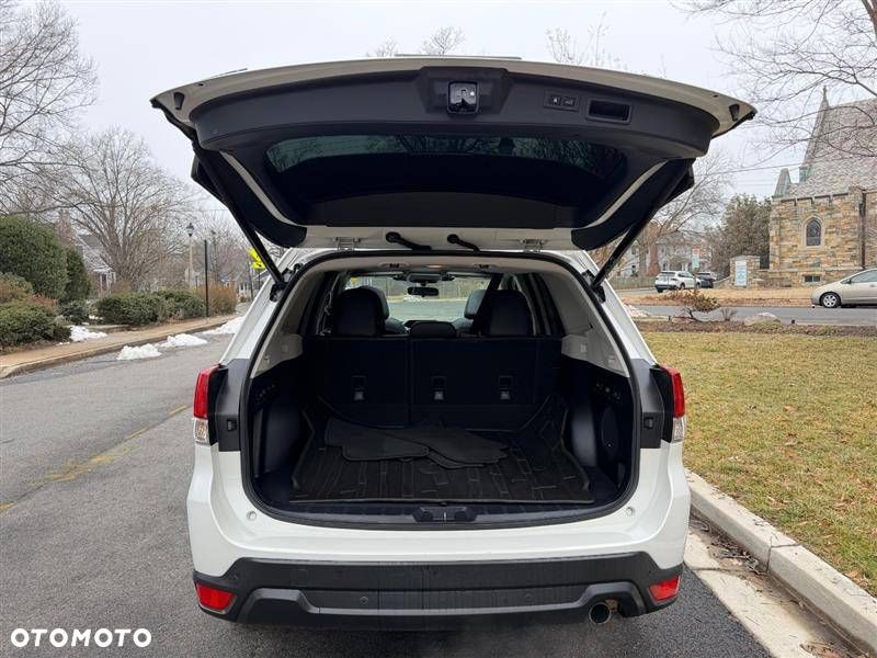 Subaru Forester 2.0 i Active Lineartronic - 19