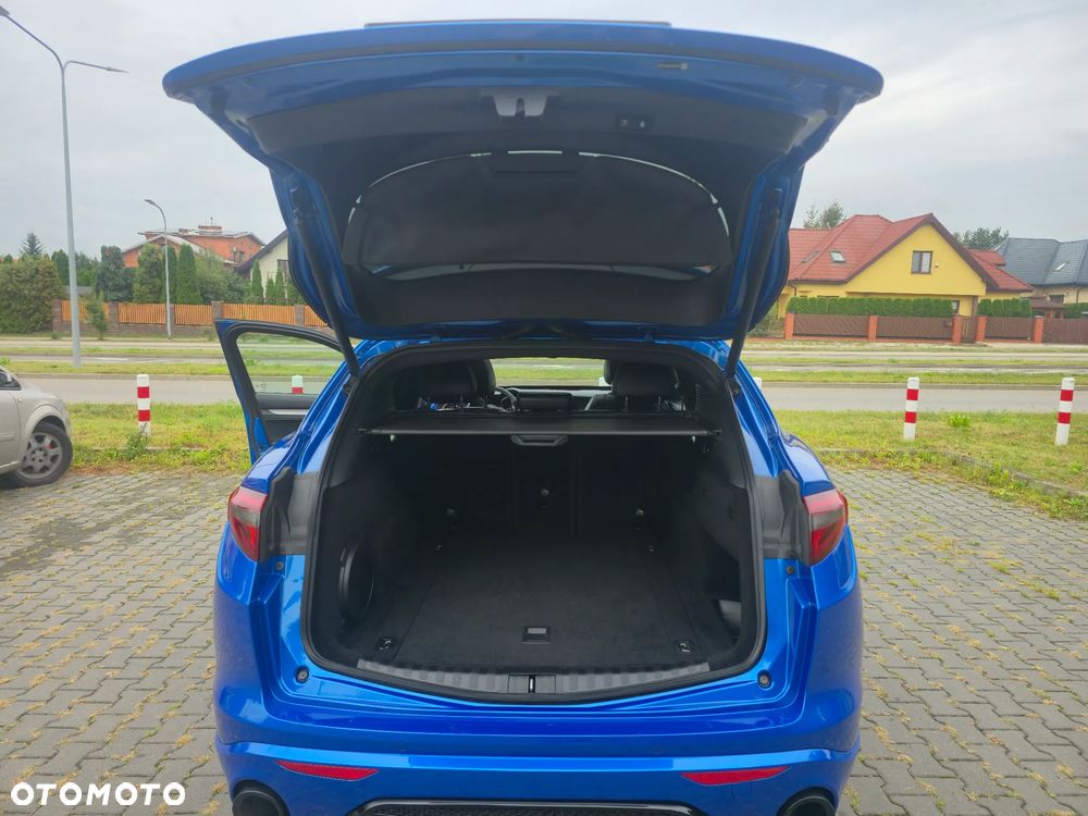 Alfa Romeo Stelvio 2.0 Turbo TI Q4 - 24