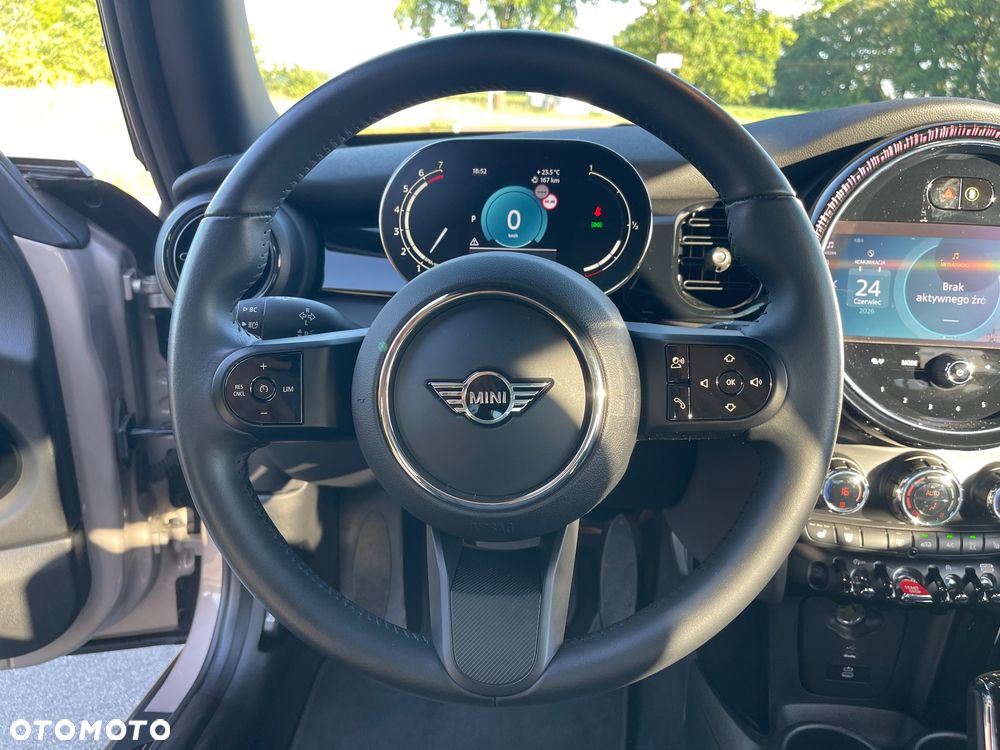 MINI Cooper Standard - 10
