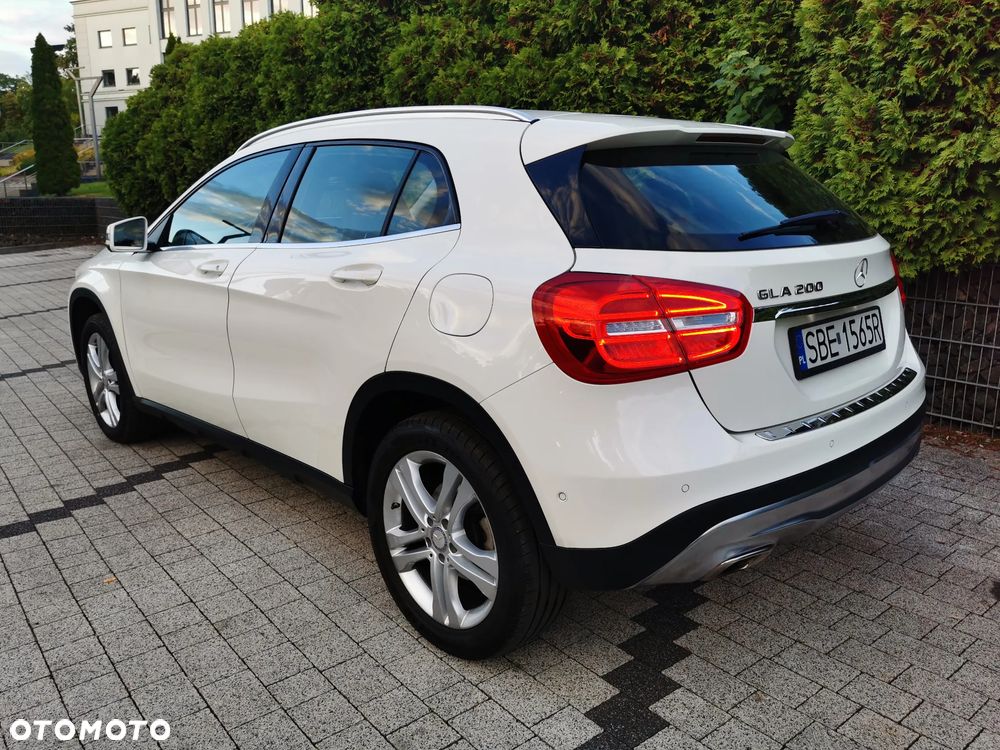 Mercedes-Benz GLA 200 7G-DCT Style - 9