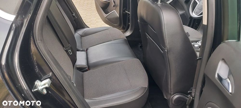 Opel Astra 1.6 Edition 111 Jahre - 14